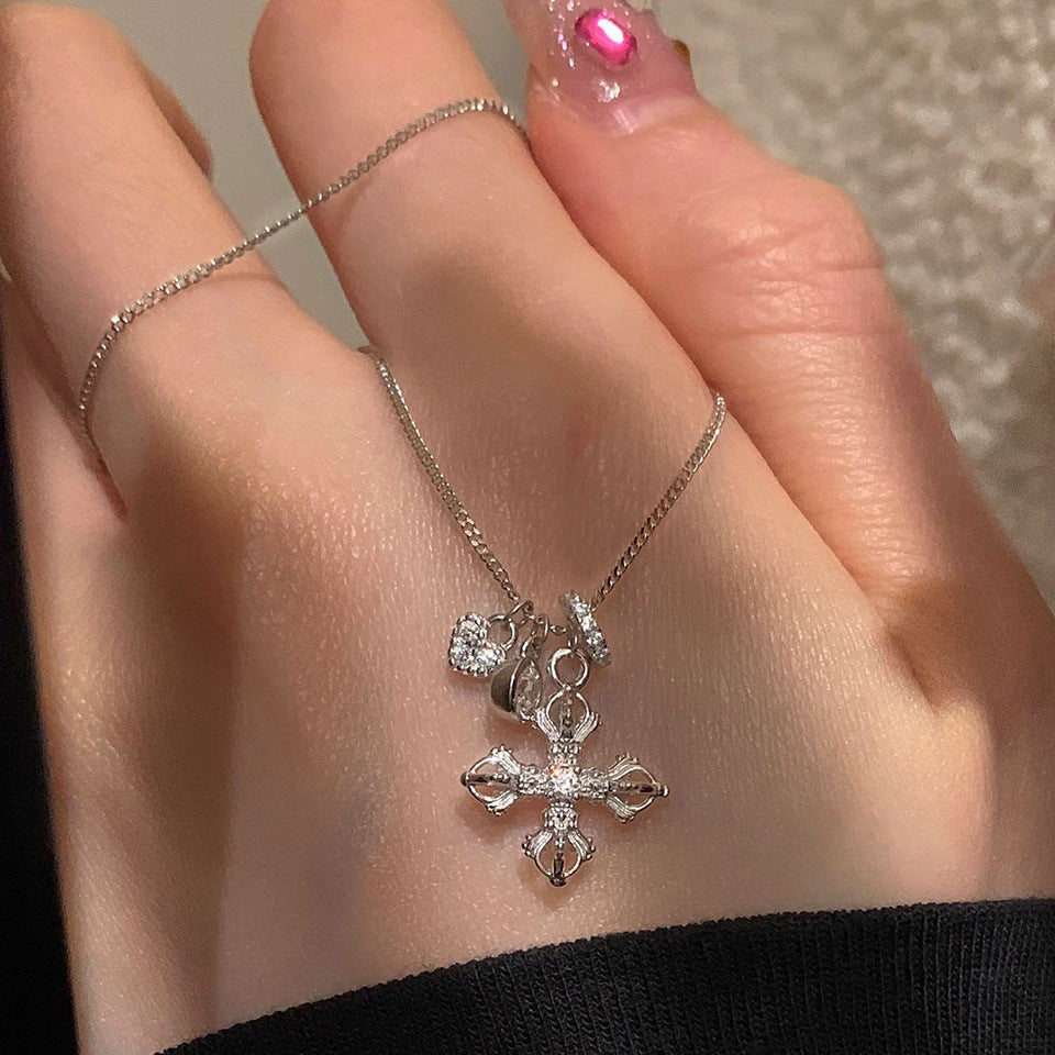Lovely shining star full diamond necklace
