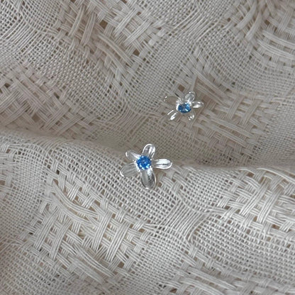 Sea blue zirconium flower earrings