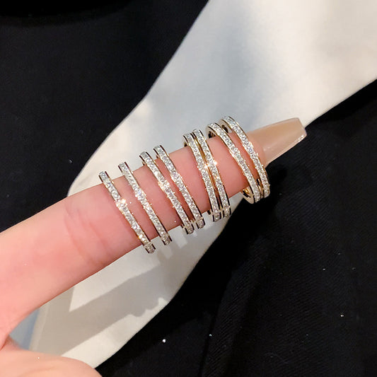 Ultra-thin sparkling plain ring