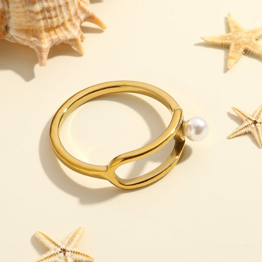 Geometric round titanium ring