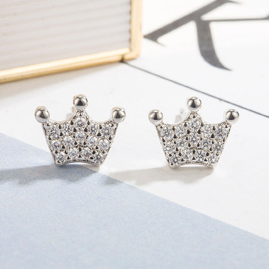 Crown shape vintage earrings