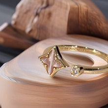 Double T New Gold Square Round Shell Ring