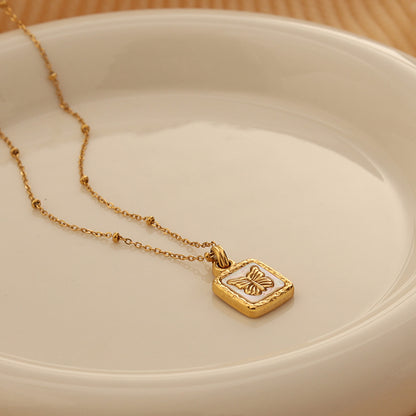 French high-end butterfly shell square pendant necklace