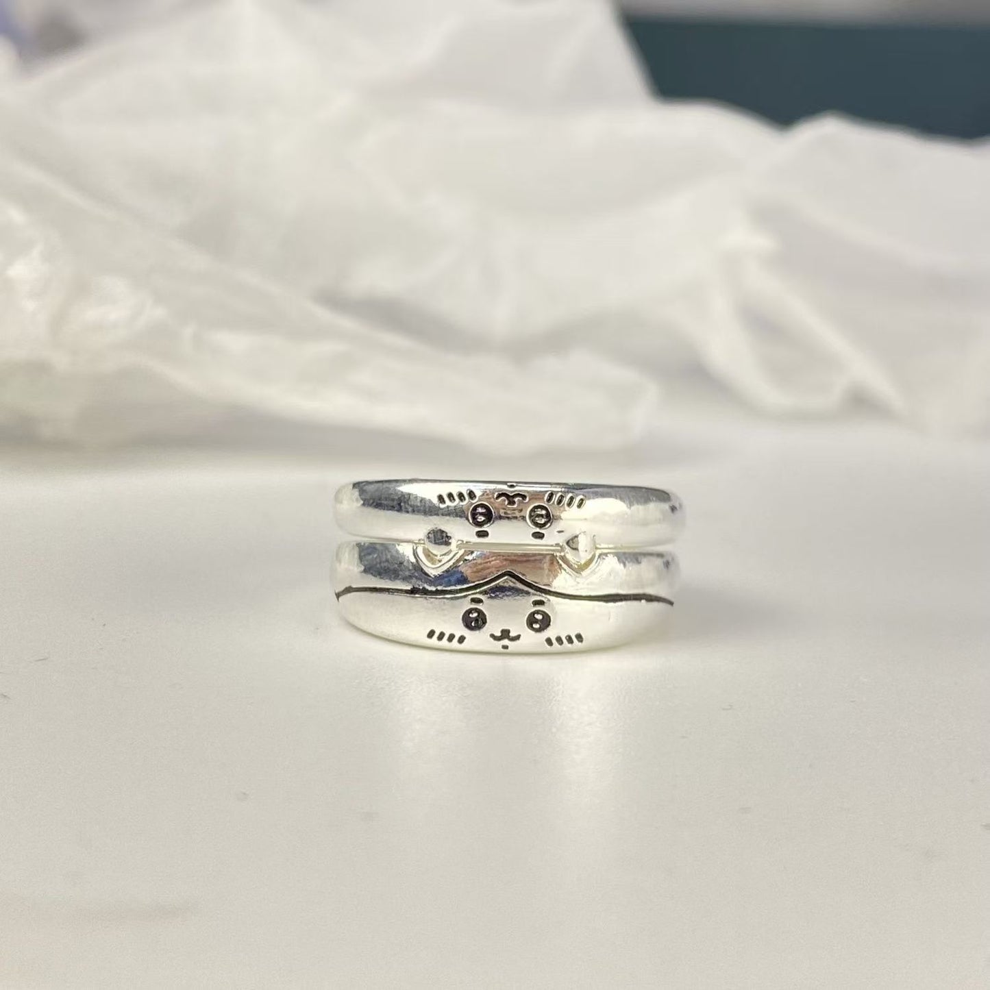 Xiaoba and Jiyi couple rings
