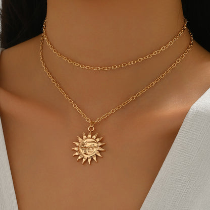 Retro simple sunflower pendant