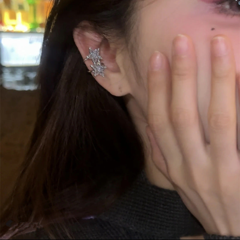 Micro-Inlaid Zirconia Five-Pointed Star Ear Cuff