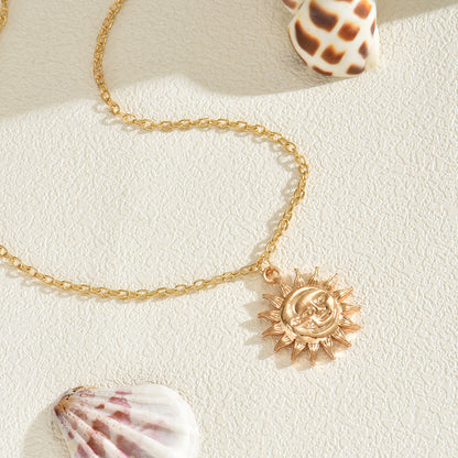 Retro simple sunflower pendant