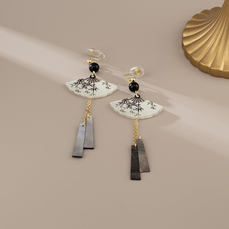 Tassel calligraphy and painting fan earrings