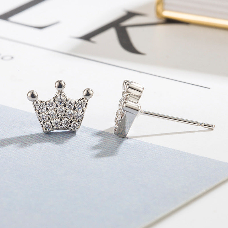 Crown shape vintage earrings