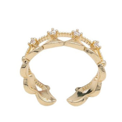 Crown fan-shaped design ring hollow opening