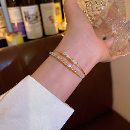 A Thousand-dollar Atmosphere Sparkling Bow Micro-Inlaid Zircon Bracelet