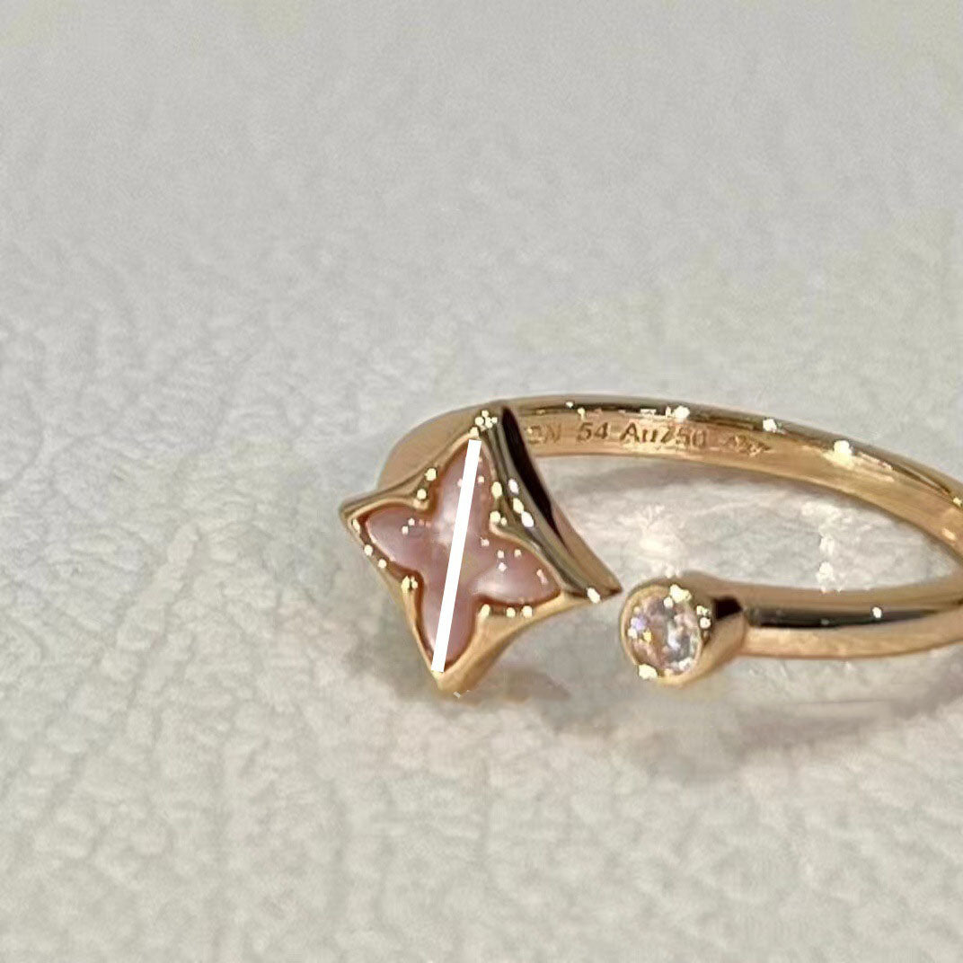 Double T New Gold Square Round Shell Ring